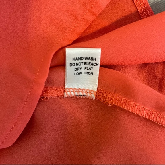 Peach Lightweight Lace T Back Tank Top - Size Small - Picture 8 of 8